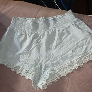 Hollister green flowy shorts